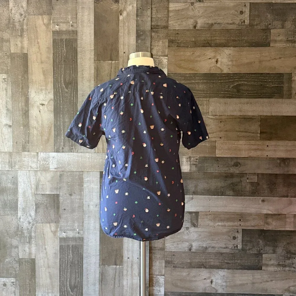 Men's Navy holiday button up shirt xlarge Santa elf Christmas tree reindeer
